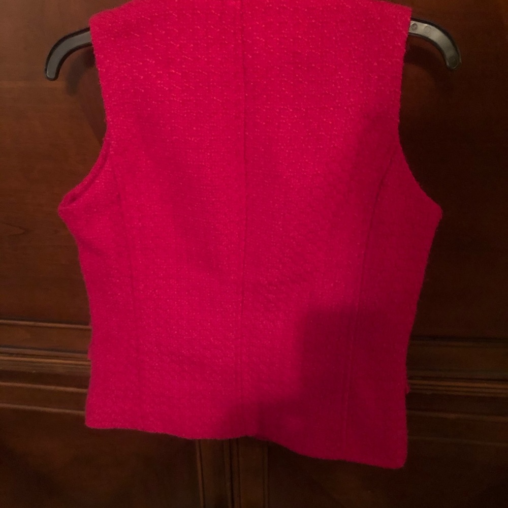 Vest - Picture 2 of 3